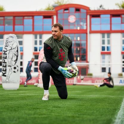 نوير: بايرن يملك أفضلية بسيطة وريال مدريد منافسة صعب