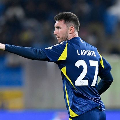 النصر يفتح الباب أمام رحيل لابورت من معسكر البرتغال