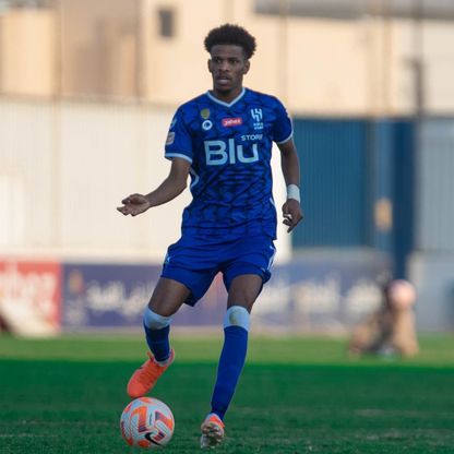 الاتحاد يخطف موهبة الهلال بعد دخوله الفترة الحرة