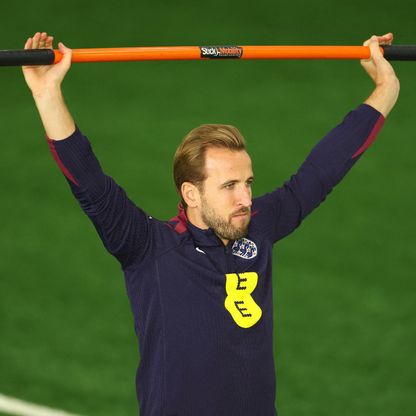 هاري كين يستبعد عودته إلى الدوري الإنجليزي ويحلم بالكرة الذهبية