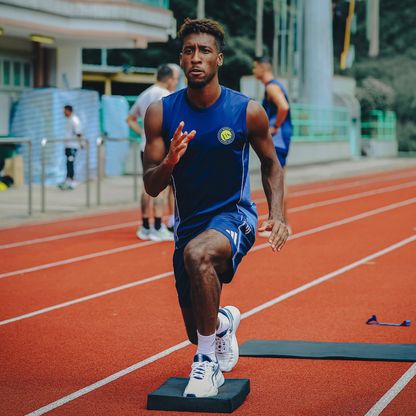 كومان يتطلّع إلى "ألقاب" ويعتبر جيسوس "الرجل المناسب" للنصر