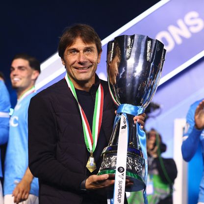 أنطونيو كونتي: هزيمة نابولي أمام بولونيا حفزت لقب كأس السوبر الإيطالي