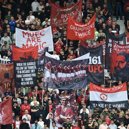 مانشستر يونايتد يحقق إيرادات قياسية رغم النتائج المخيبة