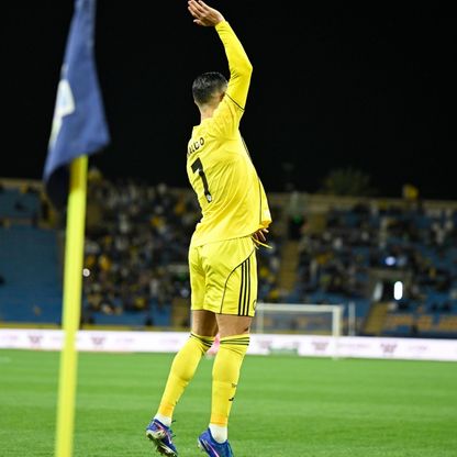 شاهد.. النصر يحسمها مبكراً أمام النجمة بثلاثية في الشوط الأول