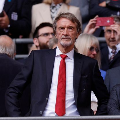 راتكليف يجتمع بعائلة غليزر لمناقشة مستقبل مانشستر يونايتد