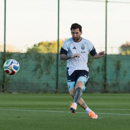 "لا أريد أن أكون عبئاً".. ليونيل ميسي يحدد شرطاً للمشاركة في المونديال