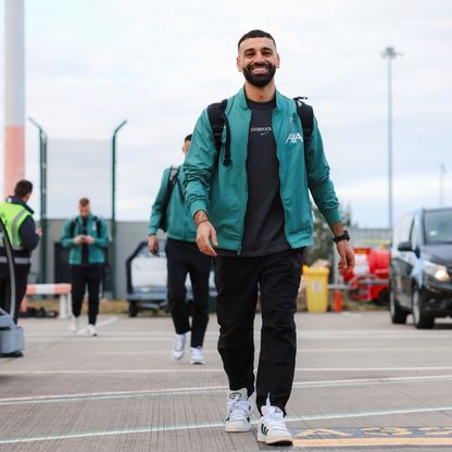 ما سر ظهور محمد صلاح في جلسة تصوير.. هل جدد لليفربول؟