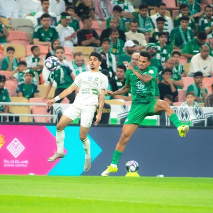 شاهد.. حارسا الحزم يحرمان الأهلي من التسجيل في الشوط الأول