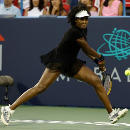 فينوس وليامز تواصل كتابة التاريخ في عالم التنس بانتصار جديد
