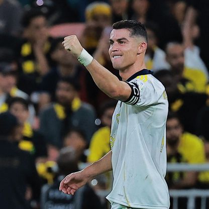 النصر يحسم الكلاسيكو أمام الاتحاد بهدفي ماني ورونالدو وينفرد بالقمة