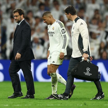 "التواء خفيف" في كاحل مبابي.. فهل يلحق بنهائي الكأس أمام برشلونة؟