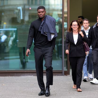 الإفراج عن توماس بارتي لاعب أرسنال السابق بكفالة