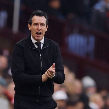 لماذا رفض أوناي إيمري مصافحة أرتيتا بعد الخسارة من أرسنال؟