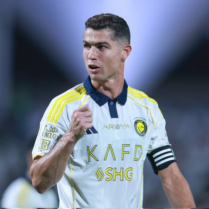 مسؤول الهلال يكشف حقيقة المفاوضات مع رونالدو