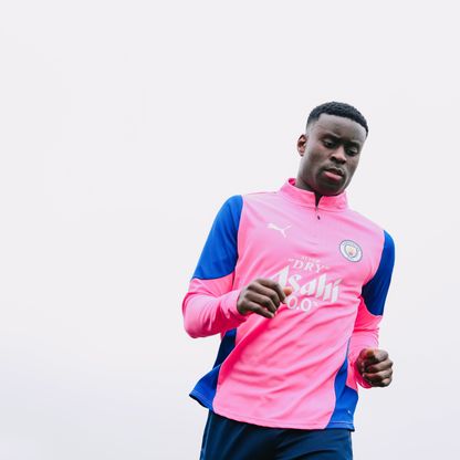 مارك غيهي.. من "منبوذ" في تشيلسي إلى صخرة مانشستر سيتي