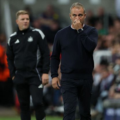 صداع قوي يفاجئ فليك وبرشلونة قبل مواجهتي سوسيداد وباريس