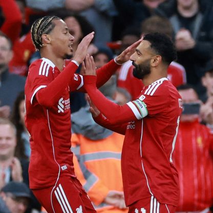 محمد صلاح يعترف بوجود "صعوبات" في التعامل مع مهاجم ليفربول