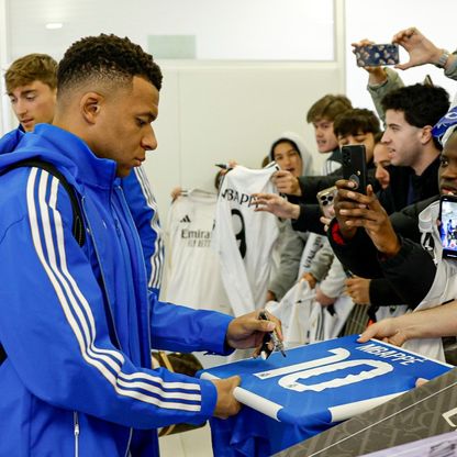 مُجبر تشابي لا بطل.. وجه جديد في تشكيلة ريال مدريد أمام ألافيس وعودة مبابي