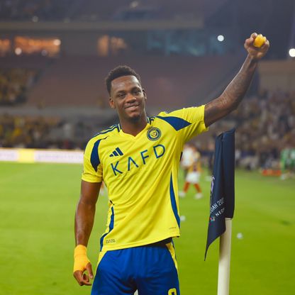 جون دوران مهاجم النصر في طريقه إلى زينيت سان بطرسبرغ