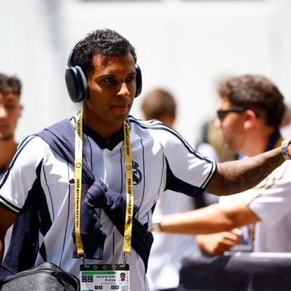 هل يصبح جناح ريال مدريد منافساً لمحمد صلاح في ليفربول؟