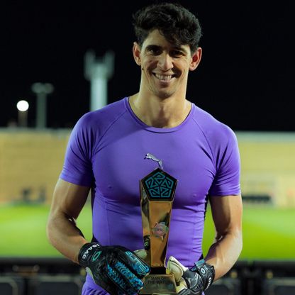 ياسين بونو وليوناردو الأفضل والسومة الأسوأ في مباراة الهلال والحزم