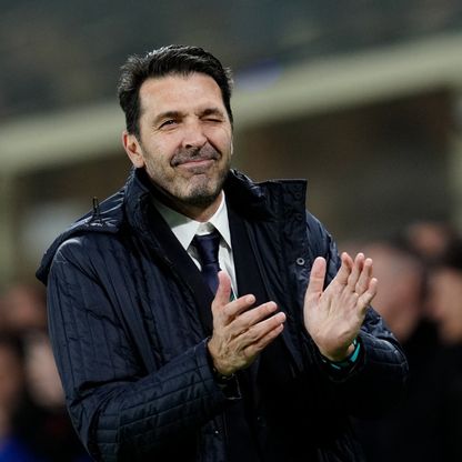 بوفون يترك منصبه مع منتخب إيطاليا بعد فشل التأهل للمونديال