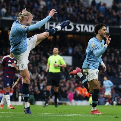 تشكيلة مانشستر سيتي في نهائي كأس الاتحاد.. مرموش أساسياً