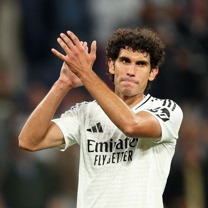 بعد 3 سنوات.. فاييخو يعود للتشكيلة الأساسية لريال مدريد اضطرارياً