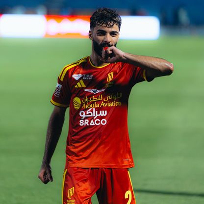شاهد.. القادسية يهزم أبها ويتصدّر الدوري السعودي مؤقتاً