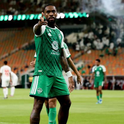 شاهد.. الأهلي يقسو على أبها بعد "هاتريك" إيفان توني بالدوري السعودي