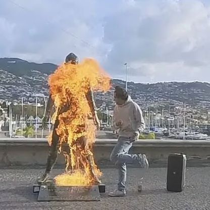 حرق تمثال كريستيانو رونالدو في جزيرة ماديرا