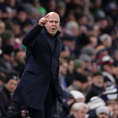 سلوت مدرب ليفربول: من المفترض أن يكفي تسجيل هدفين للفوز