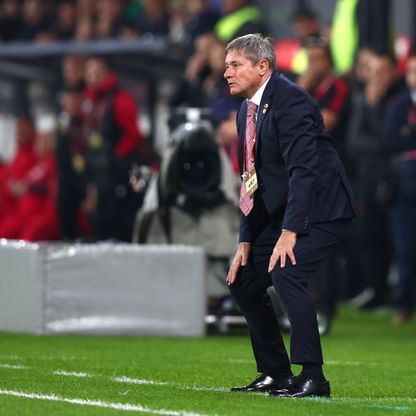 استقالة مدرب صربيا عقب الهزيمة أمام ألبانيا