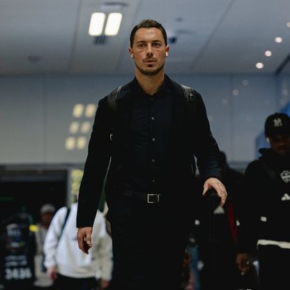 ماتياس يايسله يشيد بوحدة لاعبي الأهلي وفخور بأداء بديل ميريح ديميرال