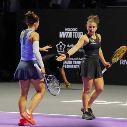 مواجهات قوية في انطلاق بطولة نهائيات رابطة محترفات التنس بالرياض