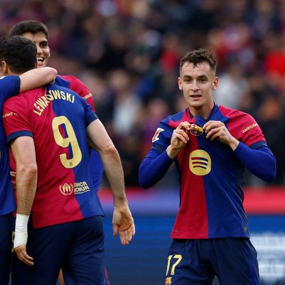 كاسادو يتعاقد مع وكيل أعمال لامين يامال