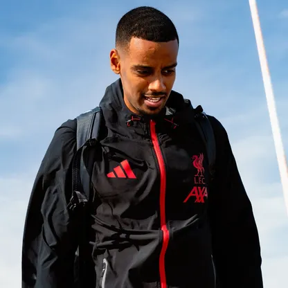 ألكسندر إيزاك مهاجم ليفربول يستعد للسفر إلى باريس - 7 أبريل 2026
