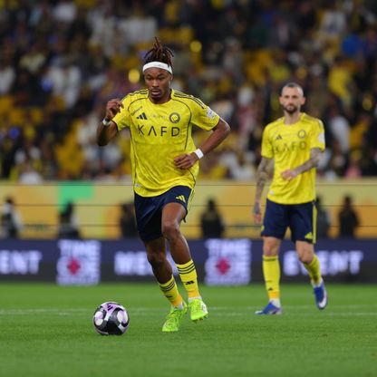 النصر يواجه تحدياً جديداً بسبب محمد سيماكان وكينغسلي كومان