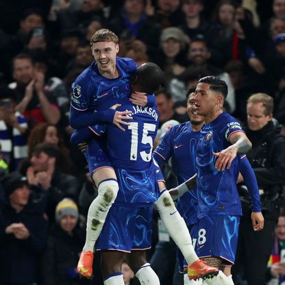 سيتي يدفع عصافيره النادرة للتغريد خارج مانشستر