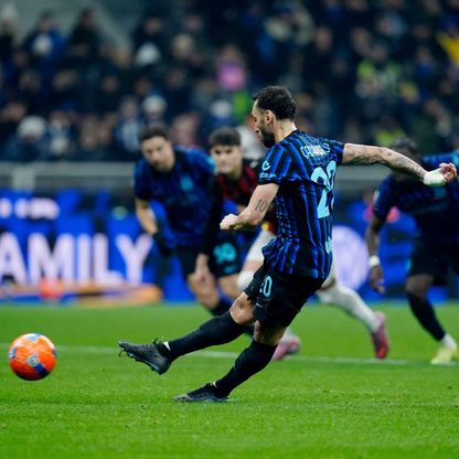 ظاهرة غريبة تُطارد تشالهان أوغلو عند تنفيذ ركلات الجزاء مع إنتر