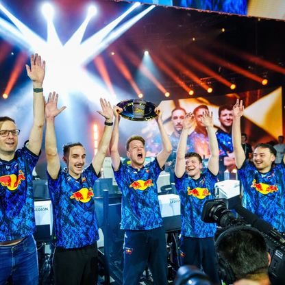 تتويج فريق "Redline" بأول نهائي في كأس العالم للرياضات الإلكترونية