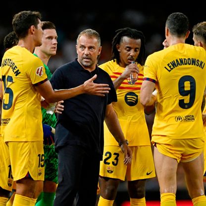 الأزمة ليست جديدة.. ما دور فليك في العداء بين تير شتيغن وبرشلونة؟