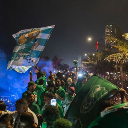 احتفالات صاخبة لجمهور الأهلي مع لاعبيه بلقب دوري آبطال آسيا