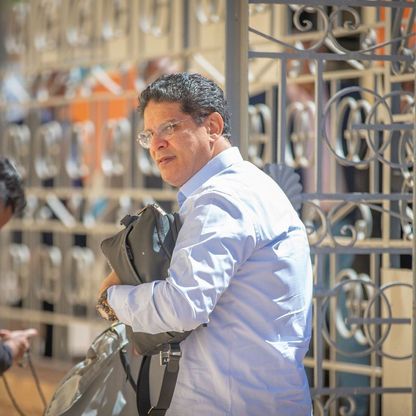 من هو أيمن الرمادي المدرب الجديد لنادي الزمالك المصري؟