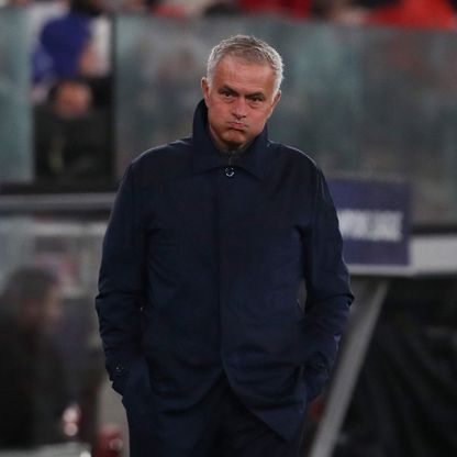 منافس مفاجئ لمورينيو.. ريال مدريد يستهدف مدرباً من البريميرليغ