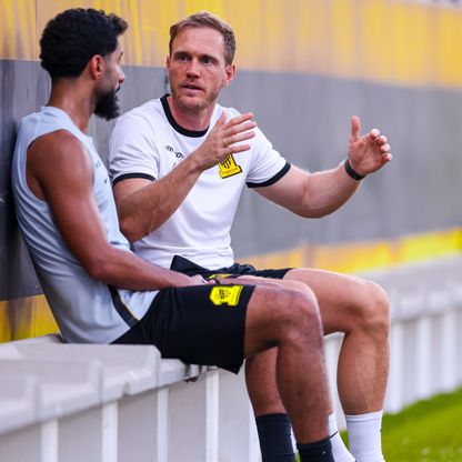 الاتحاد لا يعرف الهزيمة مع المدرب فيسينغ.. هل يصمد أمام الهلال؟