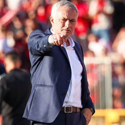 مورينيو يوجه رسالة إلى لاعبي بنفيكا بعد أول فوز