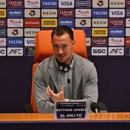 يايسله: الأهلي سيستغل وجود 12 لاعباً أجنبياً أمام الهلال