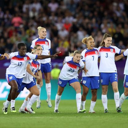 إنجلترا تنتفض أمام السويد وتبلغ نصف نهائي اليورو للسيدات