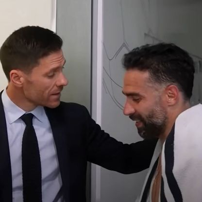 شاهد.. كواليس أول يوم لتشابي ألونسو مدربا لريال مدريد